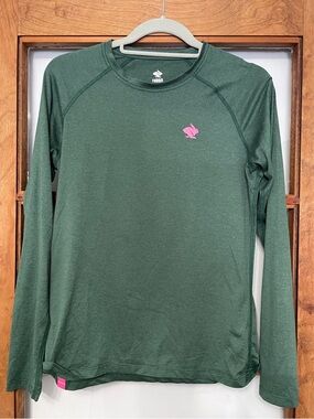 rabbit Women's Long Sleeve Performance Tee in Forest Green